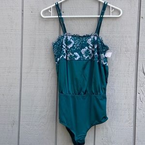 Auden green Lacey top bodysuit xs NWT lingerie or wear as body suit